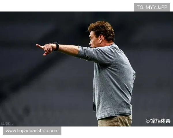 斯卢茨基透露下赛季外援调整计划或将引入一至两名新球员